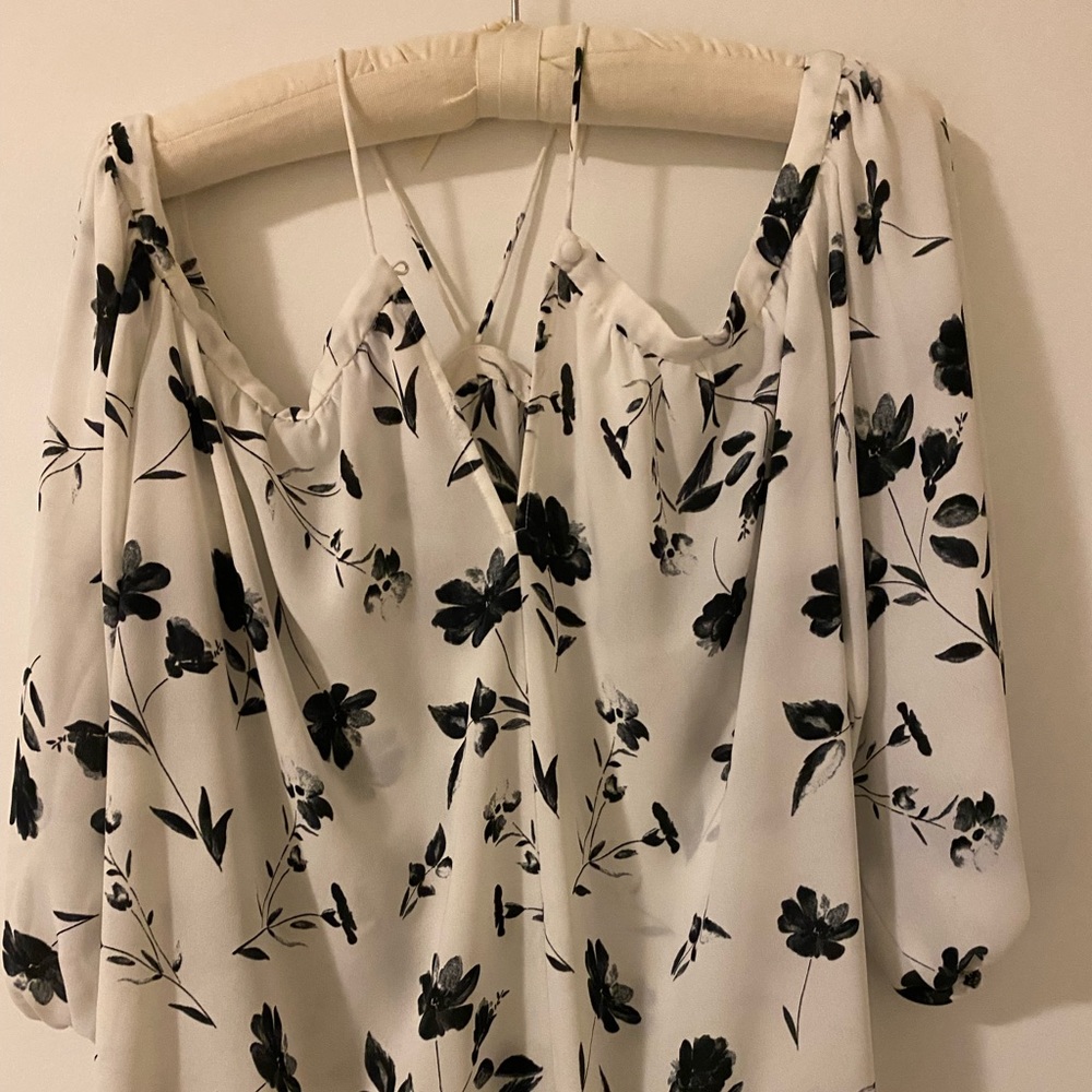 1.State blouse - Picture 2 of 6